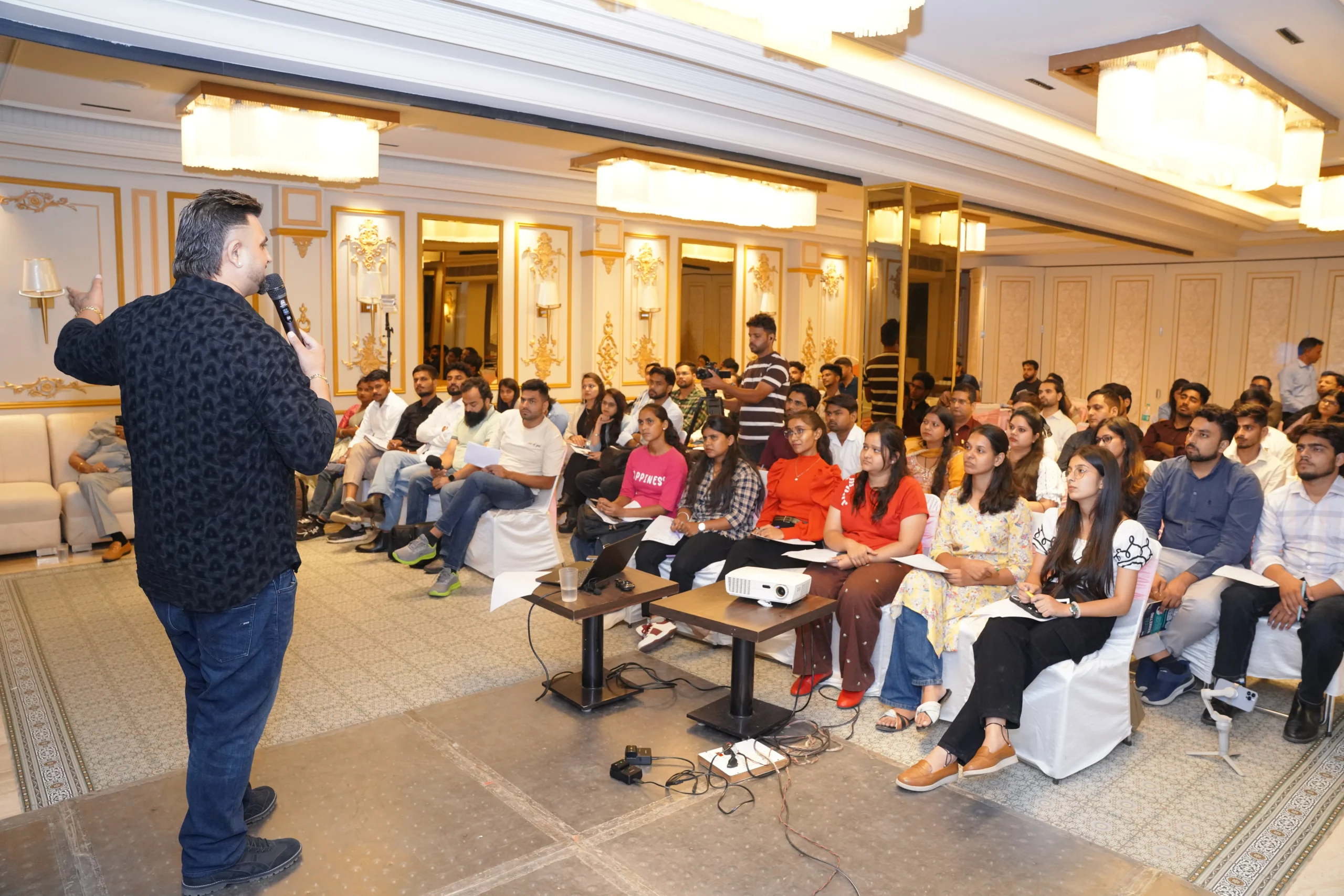 Anksh Mehta, a trusted brand consultant taking webinar