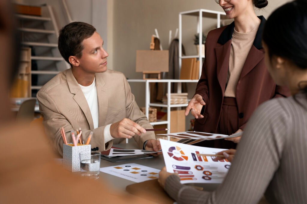 How to Build an Efficient Ecommerce Operations Team Structure for ...